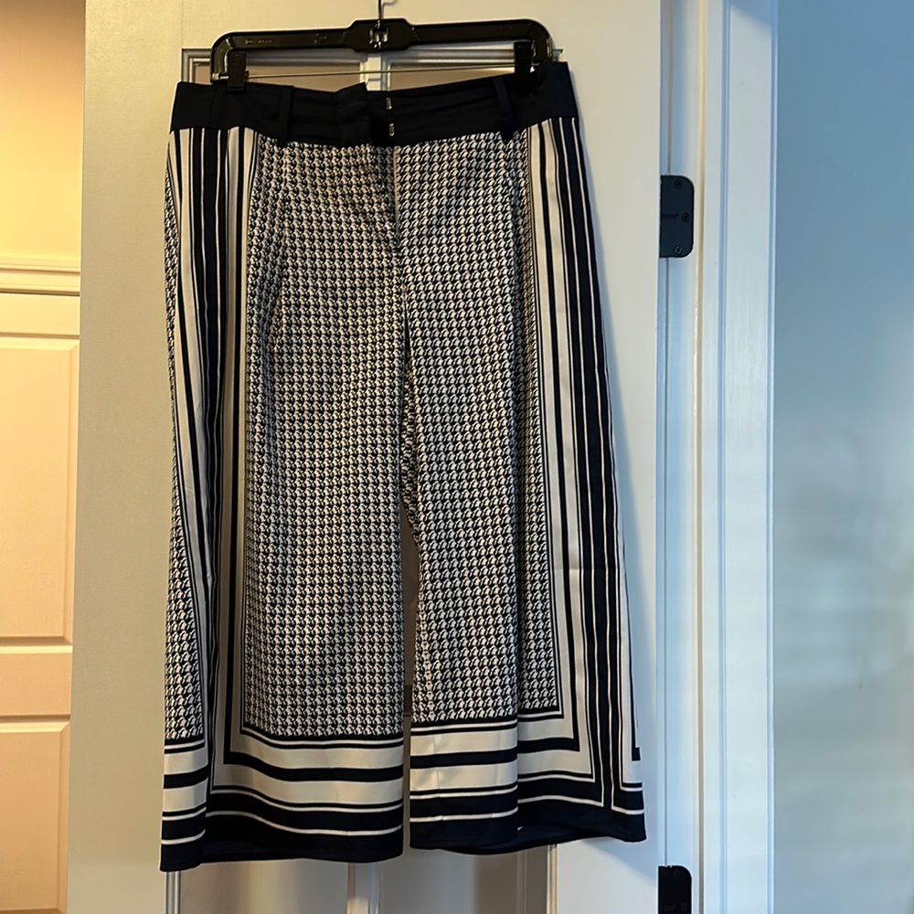 Ann Taylor, Cropped, Wide Leg Trousers, Polyester, Size 6, Navy and White